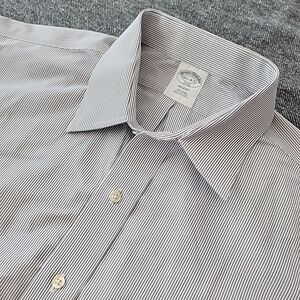 Brooks Brothers Dress Shirt Men's 16.5 4/5 Regent Striped Non Iron Button Up